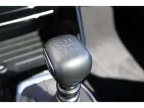 Peugeot 208 (2022) thumbnail 15