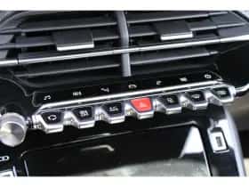 Peugeot 208 (2022) thumbnail 23