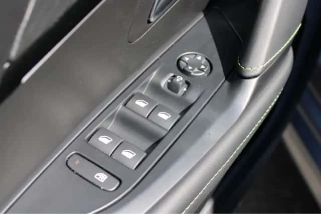 Peugeot 208 (2025) thumbnail 17