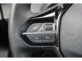 Peugeot e-2008 (2024) thumbnail 28