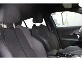 Peugeot e-2008 (2024) thumbnail 4