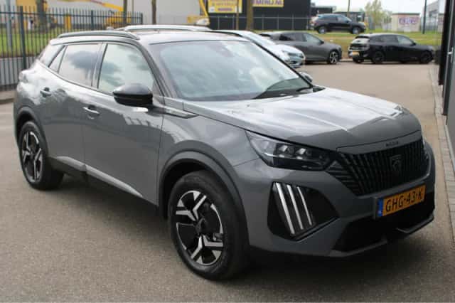 Peugeot e-2008 (2024) thumbnail 8
