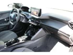 Peugeot e-2008 (2025) thumbnail 3