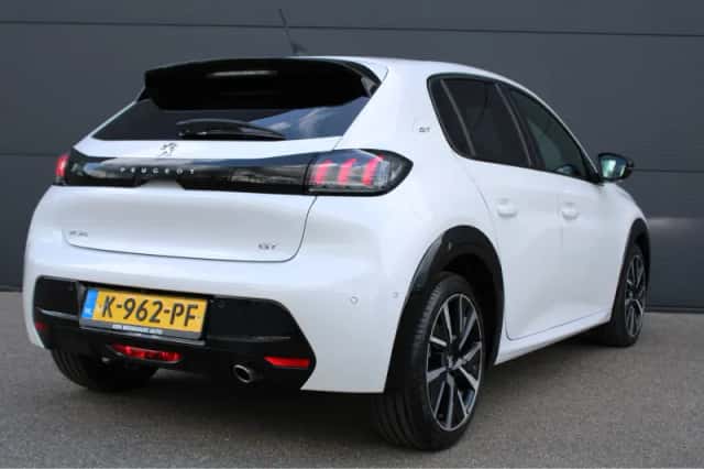 Peugeot 208 (2021) thumbnail 2