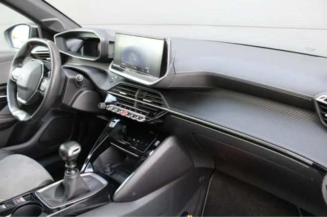 Peugeot 208 (2021) thumbnail 3