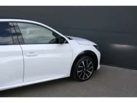 Peugeot 208 (2021) thumbnail 9