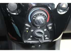 Peugeot 108 (2018) thumbnail 24