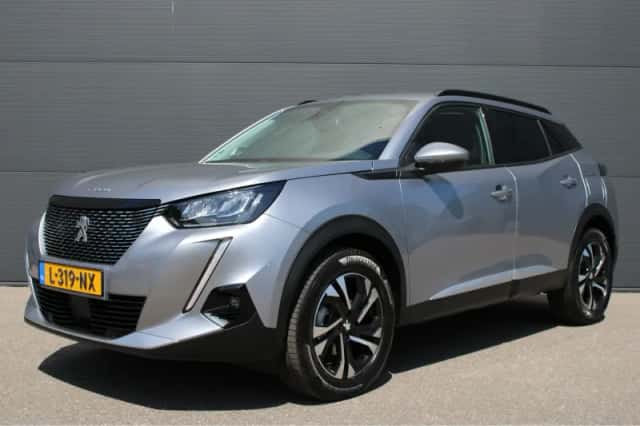 Peugeot 2008 (2021) thumbnail 1