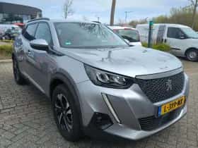 Peugeot 2008 (2021) thumbnail 2