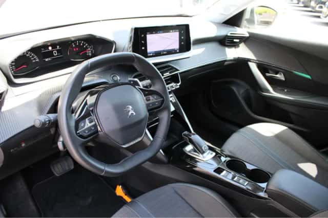 Peugeot 2008 (2021) thumbnail 15