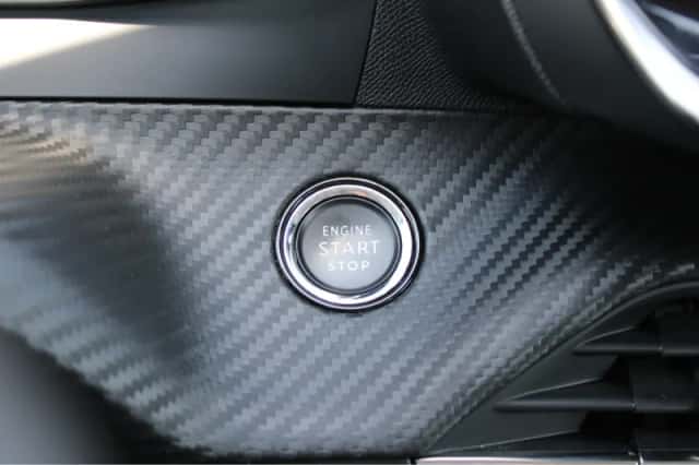 Peugeot 2008 (2021) thumbnail 18