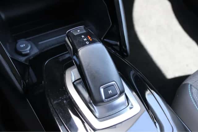Peugeot 2008 (2021) thumbnail 20