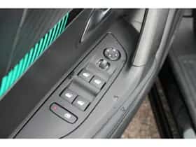 Peugeot 2008 (2022) thumbnail 11