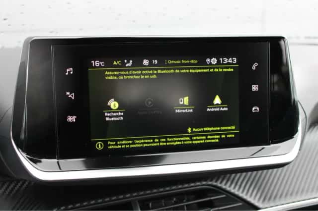 Peugeot 2008 (2022) thumbnail 12