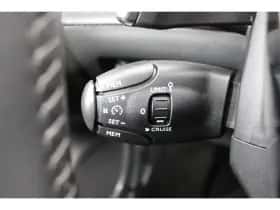 Peugeot 2008 (2022) thumbnail 16