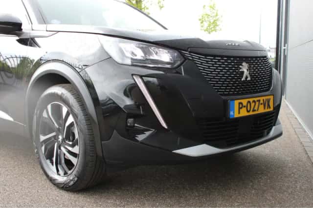 Peugeot 2008 (2022) thumbnail 6
