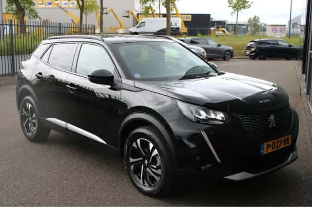 Peugeot 2008 (2022) thumbnail 7