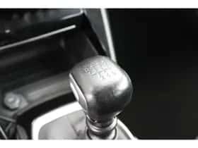 Peugeot 2008 (2021) thumbnail 17