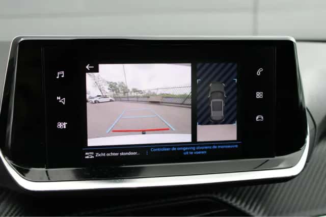 Peugeot 2008 (2021) thumbnail 21