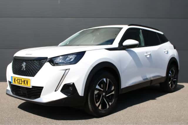 Peugeot 2008 (2021) thumbnail 1