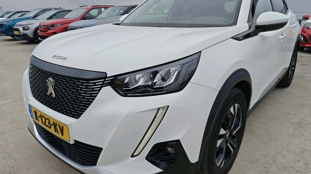 Peugeot 2008 (2021) — foto 1