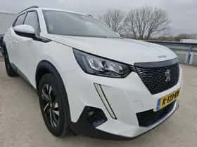 Peugeot 2008 (2021) thumbnail 2
