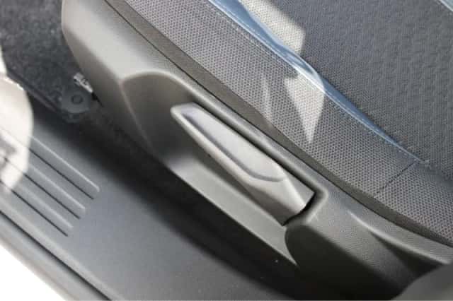 Peugeot 2008 (2021) thumbnail 15