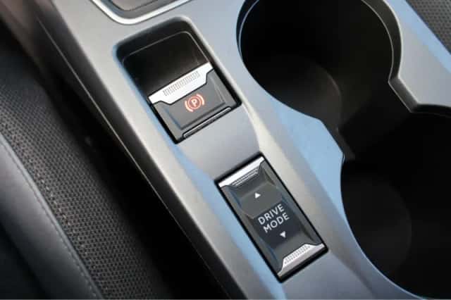 Peugeot 2008 (2021) thumbnail 17