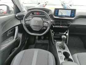 Peugeot 2008 (2021) thumbnail 5