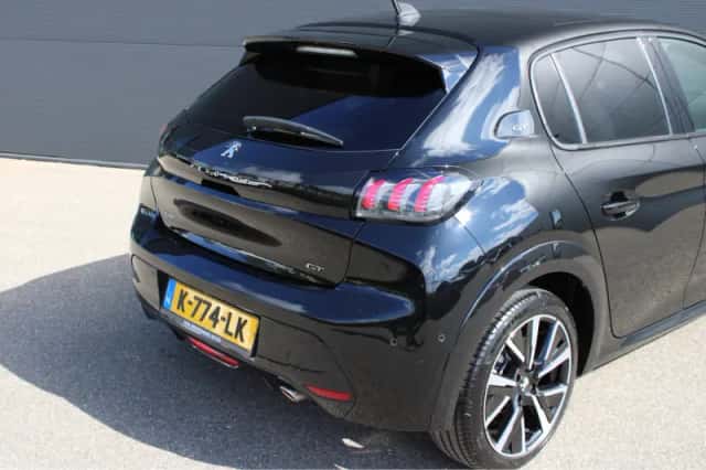 Peugeot 208 (2020) thumbnail 11