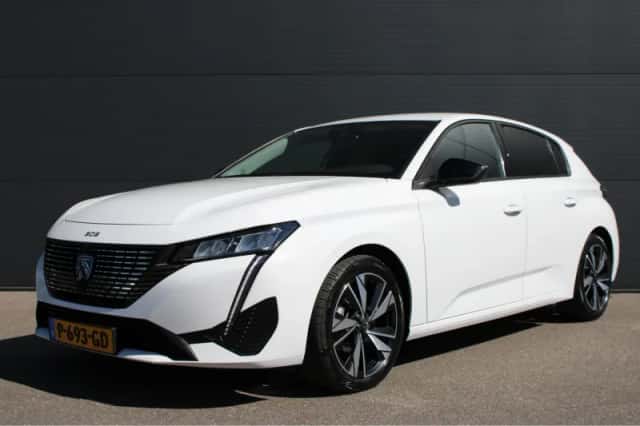 Peugeot 308 (2022) thumbnail 1