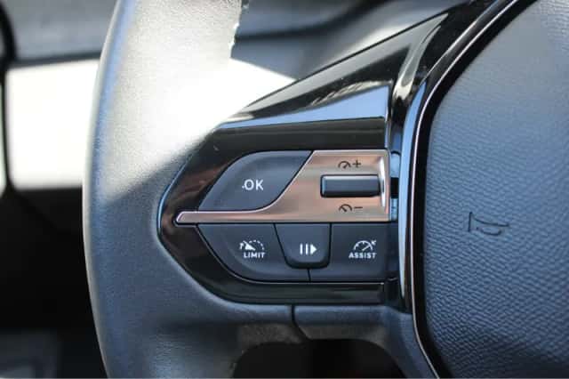Peugeot 308 (2022) thumbnail 21