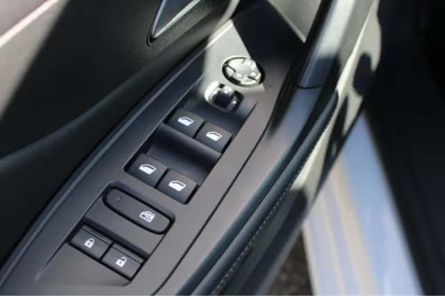 Peugeot 308 (2022) thumbnail 23