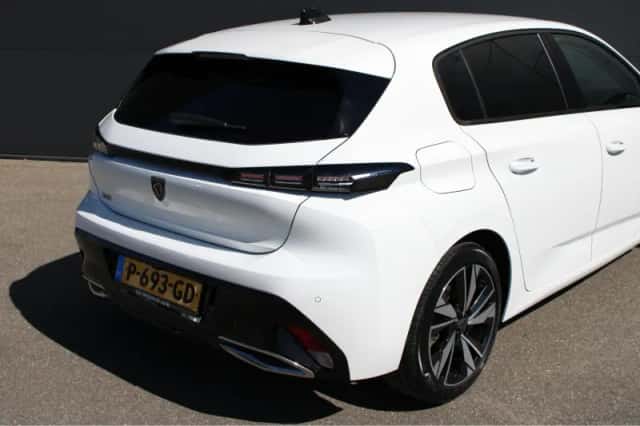 Peugeot 308 (2022) thumbnail 9