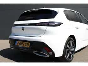 Peugeot 308 (2022) thumbnail 10