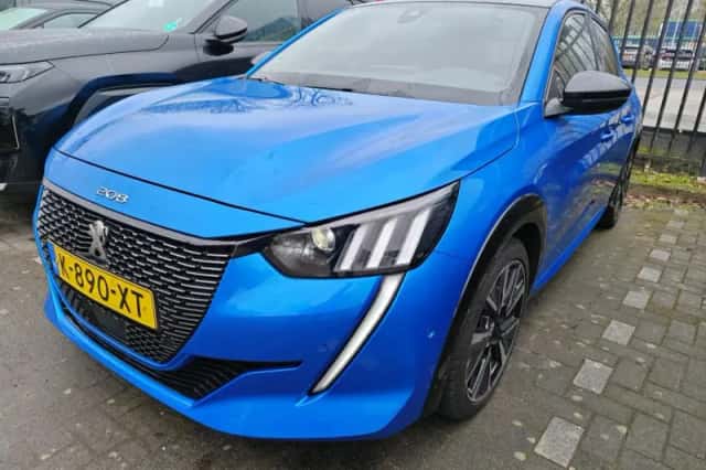 Peugeot 208 (2021) thumbnail 1
