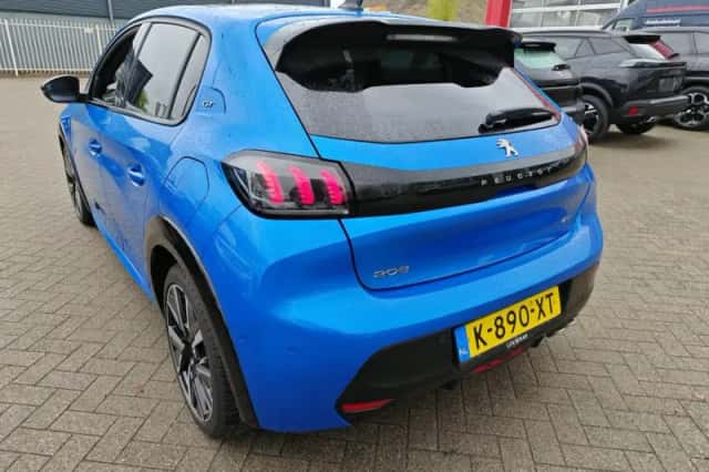 Peugeot 208 (2021) thumbnail 4