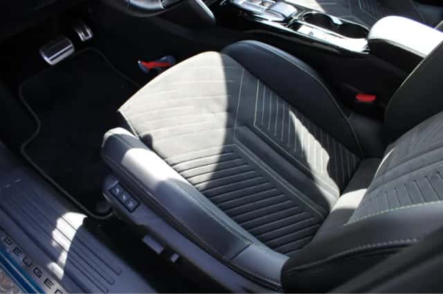 Peugeot 2008 (2025) thumbnail 18