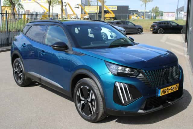 Peugeot 2008 (2025) thumbnail 8