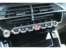 Peugeot 208 (2020) thumbnail 21