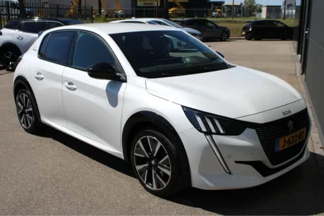 Peugeot 208 (2020) thumbnail 8