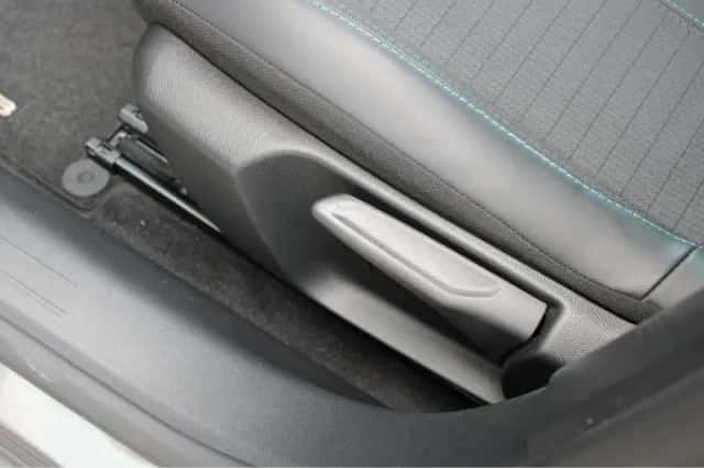Peugeot 208 (2020) thumbnail 15