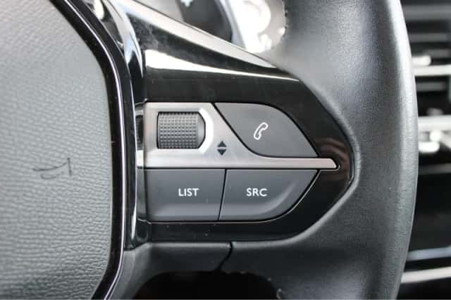 Peugeot 208 (2020) thumbnail 26