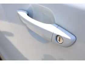 Peugeot e-2008 (2025) thumbnail 15