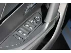 Peugeot e-2008 (2025) thumbnail 16