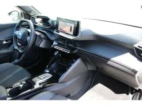 Peugeot e-2008 (2025) thumbnail 3