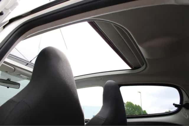 Peugeot 108 (2014) thumbnail 13