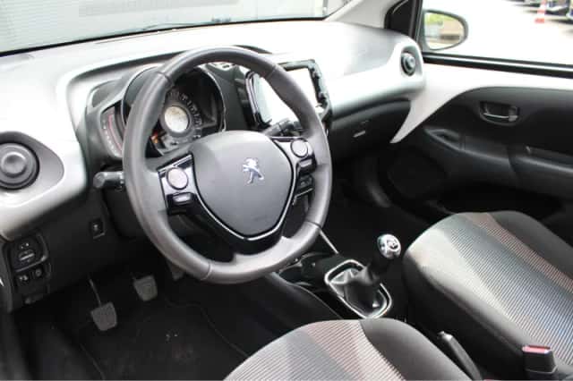 Peugeot 108 (2014) thumbnail 16