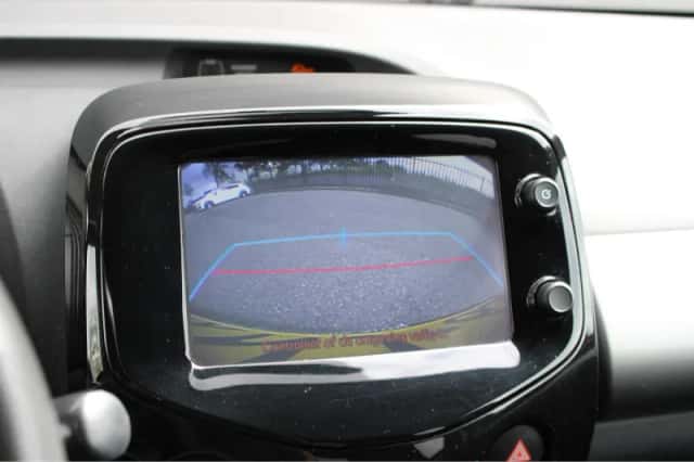 Peugeot 108 (2014) thumbnail 22