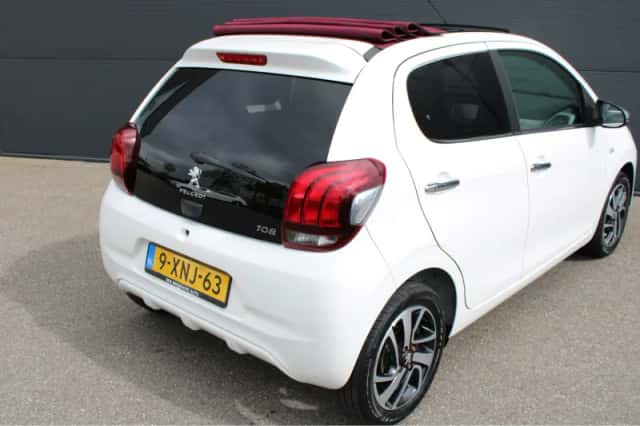 Peugeot 108 (2014) thumbnail 10